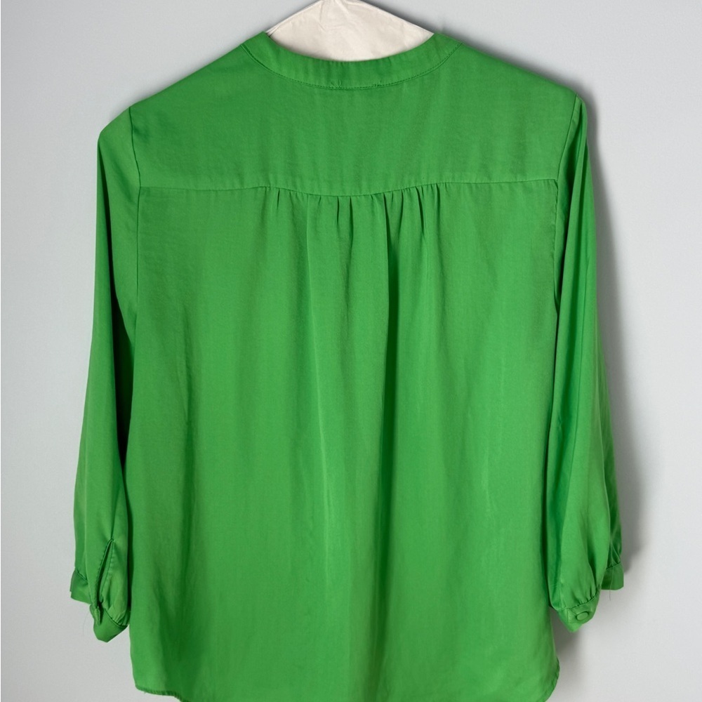 Vince Camuto Silky Green Blouse Top Size Large - Picture 3 of 5
